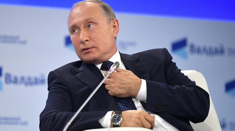 Путин поручил правительству России утвердить концепцию развития детского спорта до 2030 года