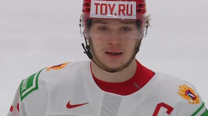 Подколзин забросил дебютную шайбу в НХЛ: видео
