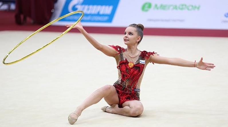«Улыбайся все время»: Винер-Усманова отчитала Арину Аверину после «серебра» на ЧМ по гимнастике