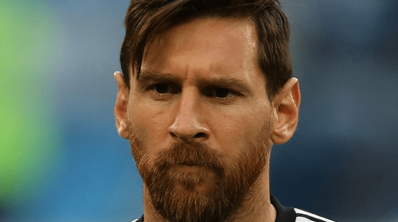 Месси обвинил бразильского арбитра в предвзятости после матча с Перу