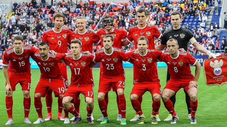 Семак оценил шансы сборной России в матче против Словакии