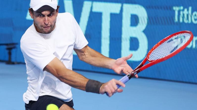 Российский теннисист Карацев вызван на Итоговый турнир ATP из-за дискомфорта Хуркача