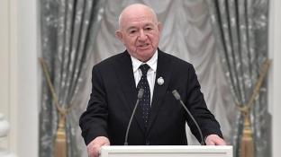 «Пора перешагнуть «Зенит»: Симонян обратился к Захаряну после вручения «Первой пятерки»