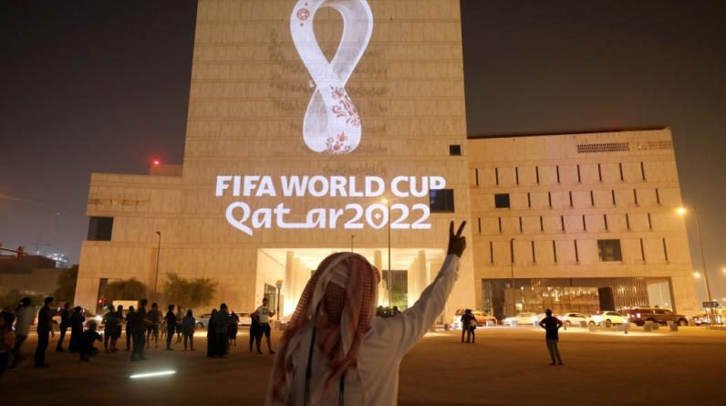 Губерниев: на ЧМ-2022 ФИФА за огромные деньги от шейхов будет пытаться похоронить зимний спорт