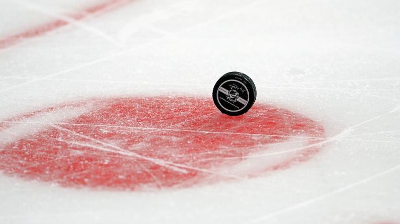 НХЛ перенесла рестарт регулярного чемпионата, который должен был возобновиться 27 декабря