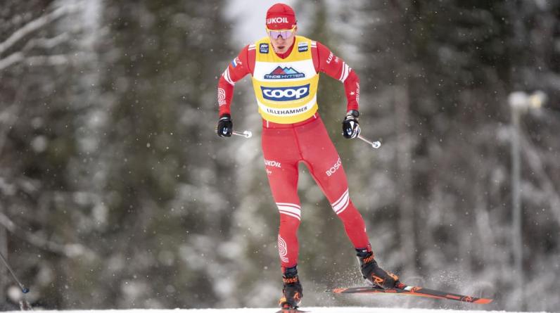 Большунов стал вторым в «разделке» на 15 км классикой на «Тур де Ски»