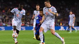 «Бавария» сыграет с «Барселоной» в Лиге чемпионов без зрителей «Бавария» сыграет с «Барселоной» в Лиге чемпионов без зрителей