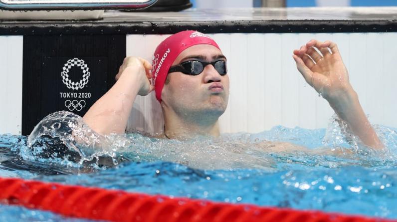 Россиянин Колесников выиграл вторую золотую медаль за день на чемпионате мира по плаванию