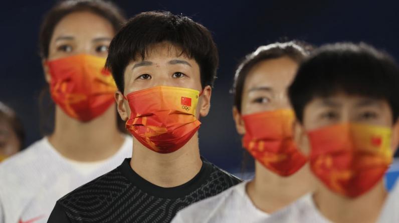 Олимпийские спортсмены смогут снять маски при награждении