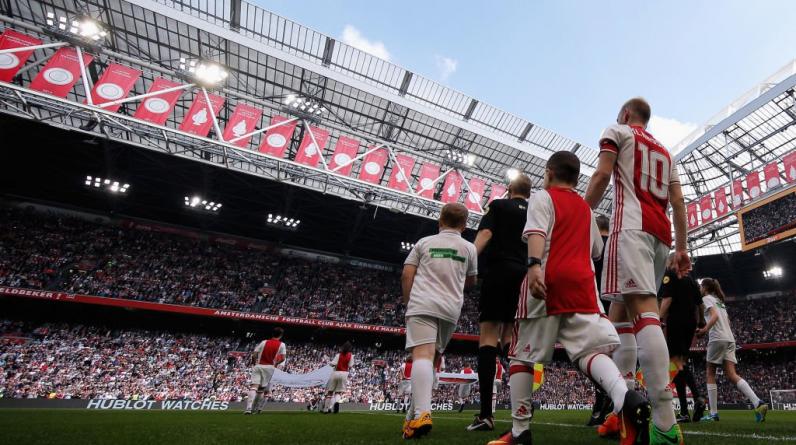Голландские клубы готовы самовольно демонстративно открыть стадионы для зрителей