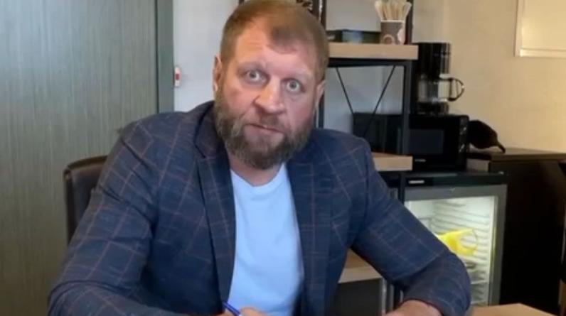 Емельяненко согласился ехать на Донбасс за 300 тысяч в день? Его менеджер сомневается в этом