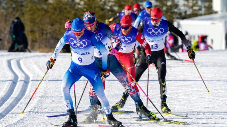 Канадский лыжник Кершоу объяснил большое отставание Клебо от Большунова в скиатлоне на ОИ-2022