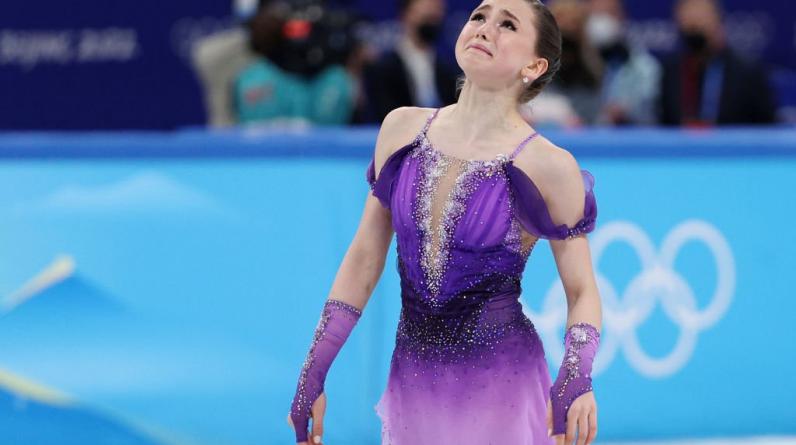 Валиева выиграла короткую программу на ОИ-2022, Щербакова — вторая, Сакамото — третья