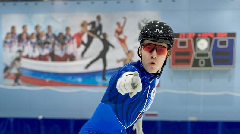 Россиянин Ивлиев завоевал «серебро» в шорт-треке на дистанции 500 м