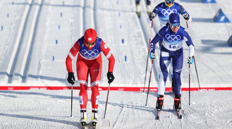 Российские лыжницы Ступак и Непряева вышли в финал командного спринта на Олимпиаде в Пекине