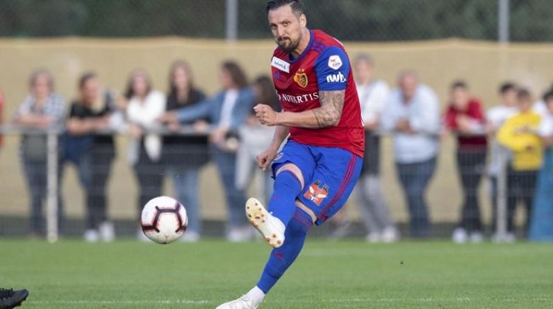 Экс-игрок «Интера»: «Русские спортсмены должны любить родину, как сербы» Экс-игрок «Интера»: «Русские спортсмены должны любить родину, как сербы»