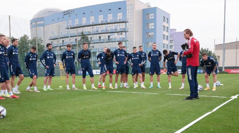УЕФА не против товарищеского матча между Россией и Таджикистаном