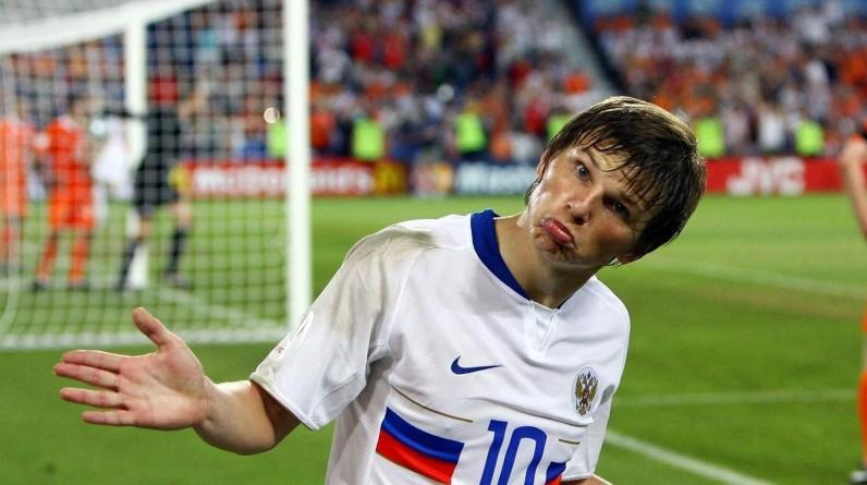 Гаджиев назвал двух лучших футболистов России в современной истории