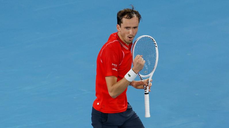 Кафельников дал совет Медведеву после победы во втором круге Australian Open