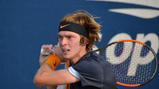 Рублев обыграл Руне в 1/8 Australian Open, отыгравшись с 0:5 на решающем тай-брейке
